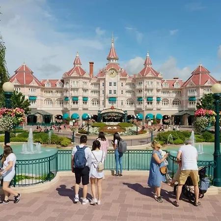 Disneyland Paris 2 Chambres, Parking, Bus A 1mn Pansiyon *
