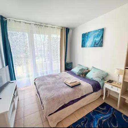 Disneyland 2 Chambres, Parking, Bus Sur Place Montévrain